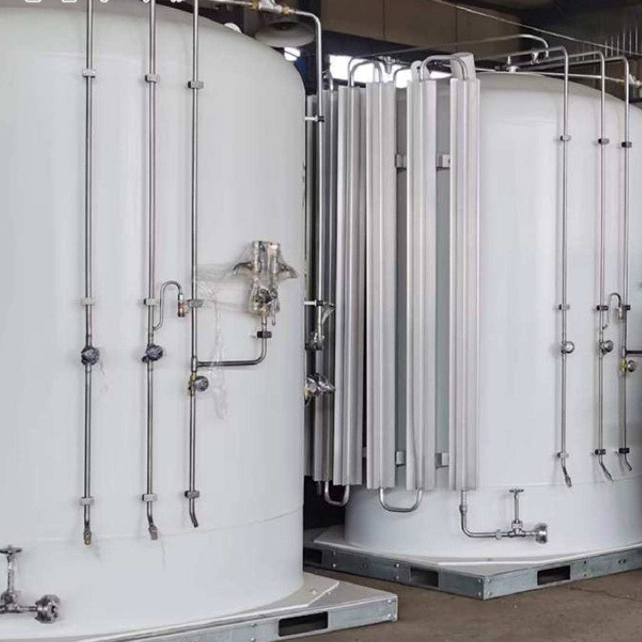 Vertical Cryogenic Oxygen Storage Tank (1–5m³)